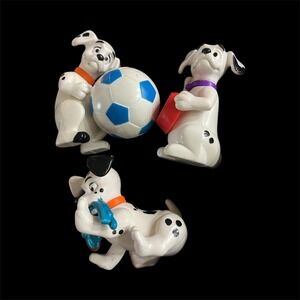 Disney‎ 101 Dalmatians Pongo Perdita Puppy Figurines Soccer Ball Red Toy Set